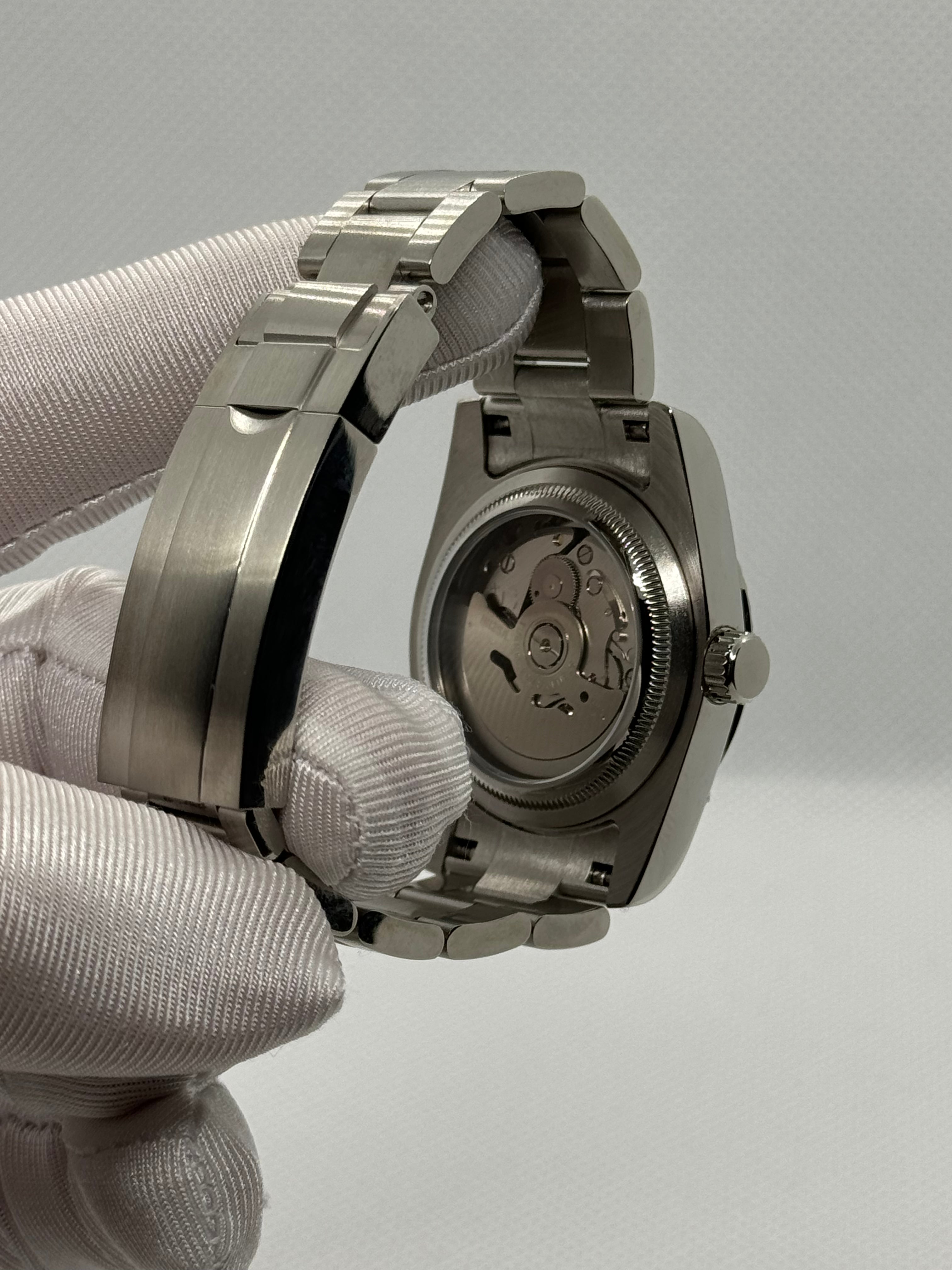 SEIKOJUST blue diamond - Time2Seiko