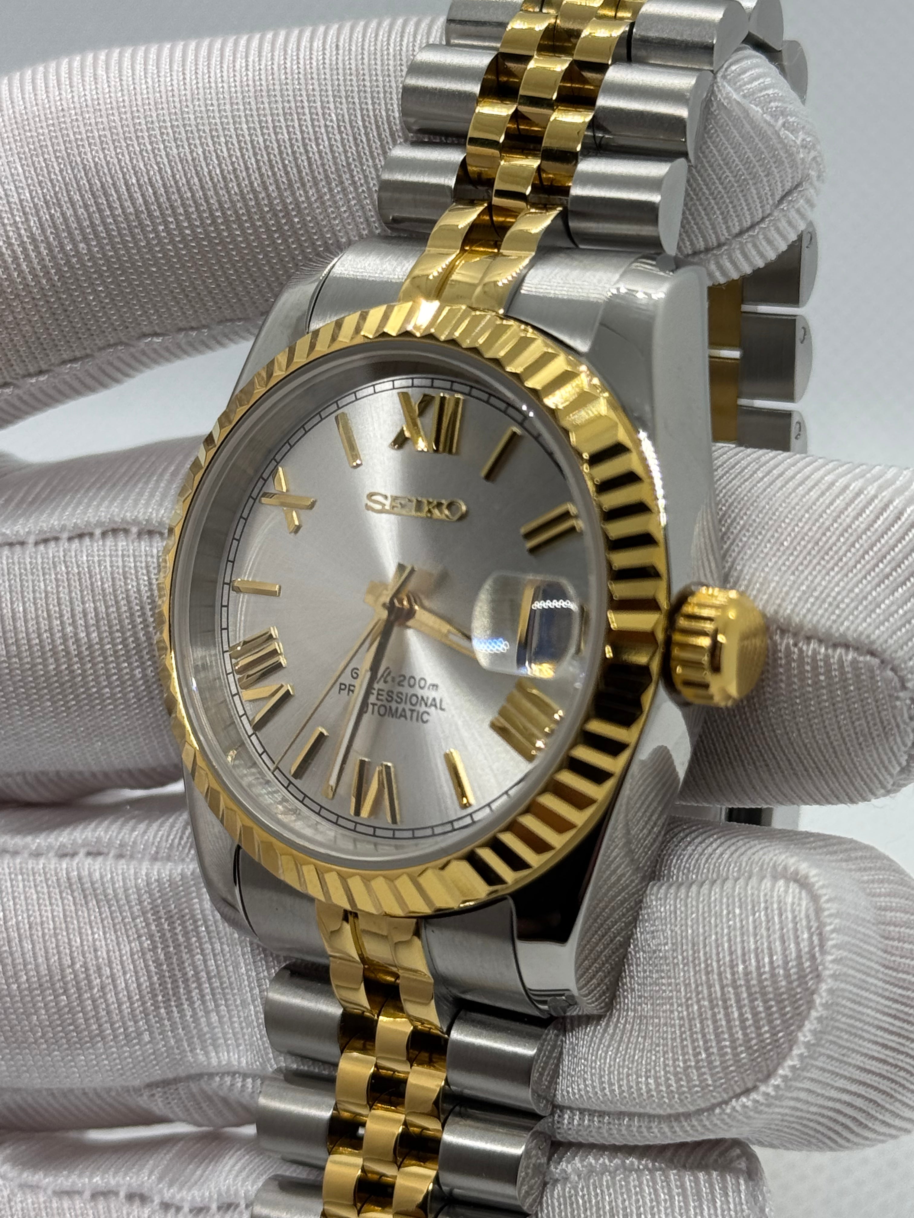 SEIKOJUST grise/dorée - Time2Seiko
