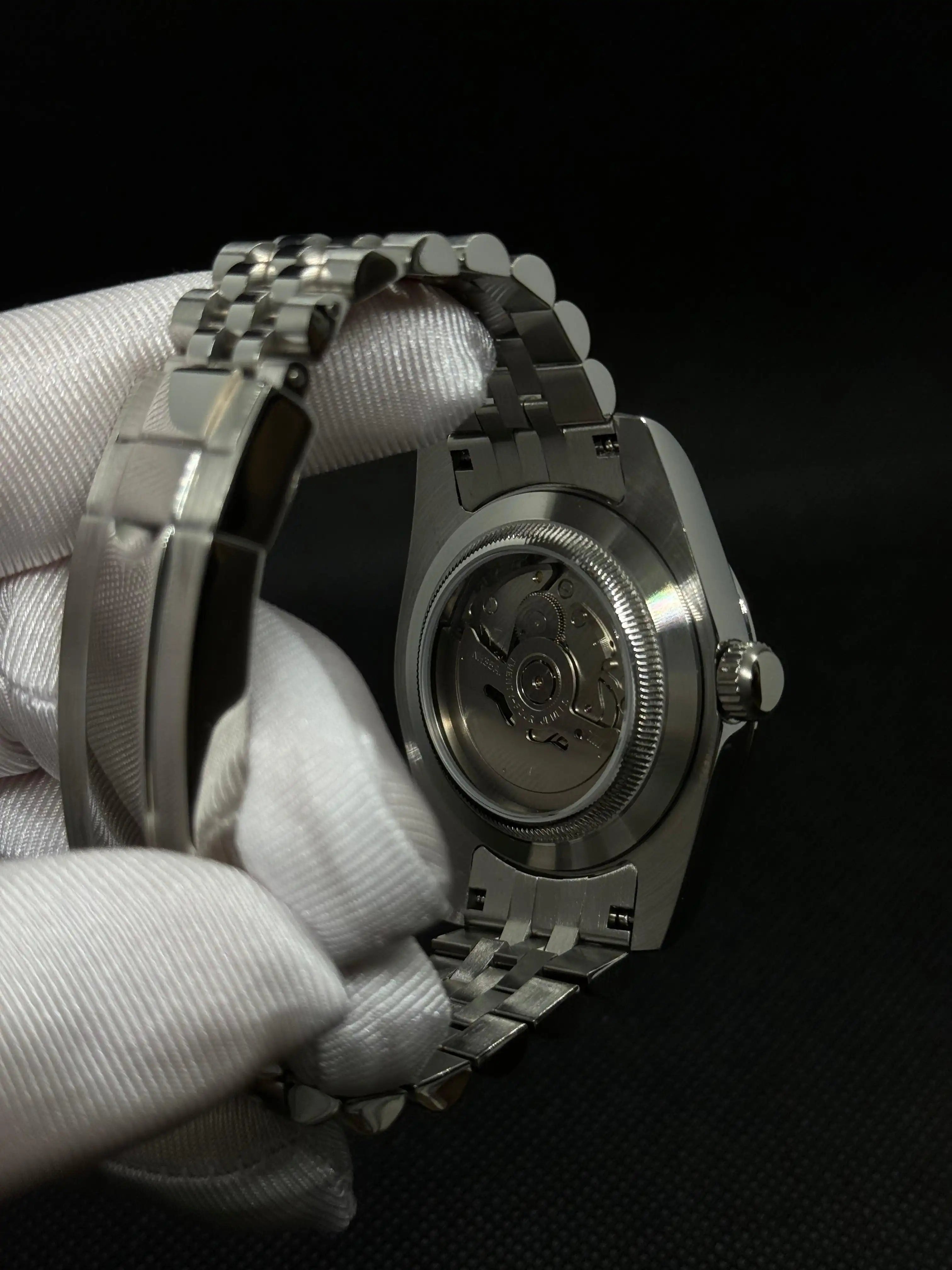 SEIKOJUST Arabic Ice Blue - Montre personnalisée Time2Seiko