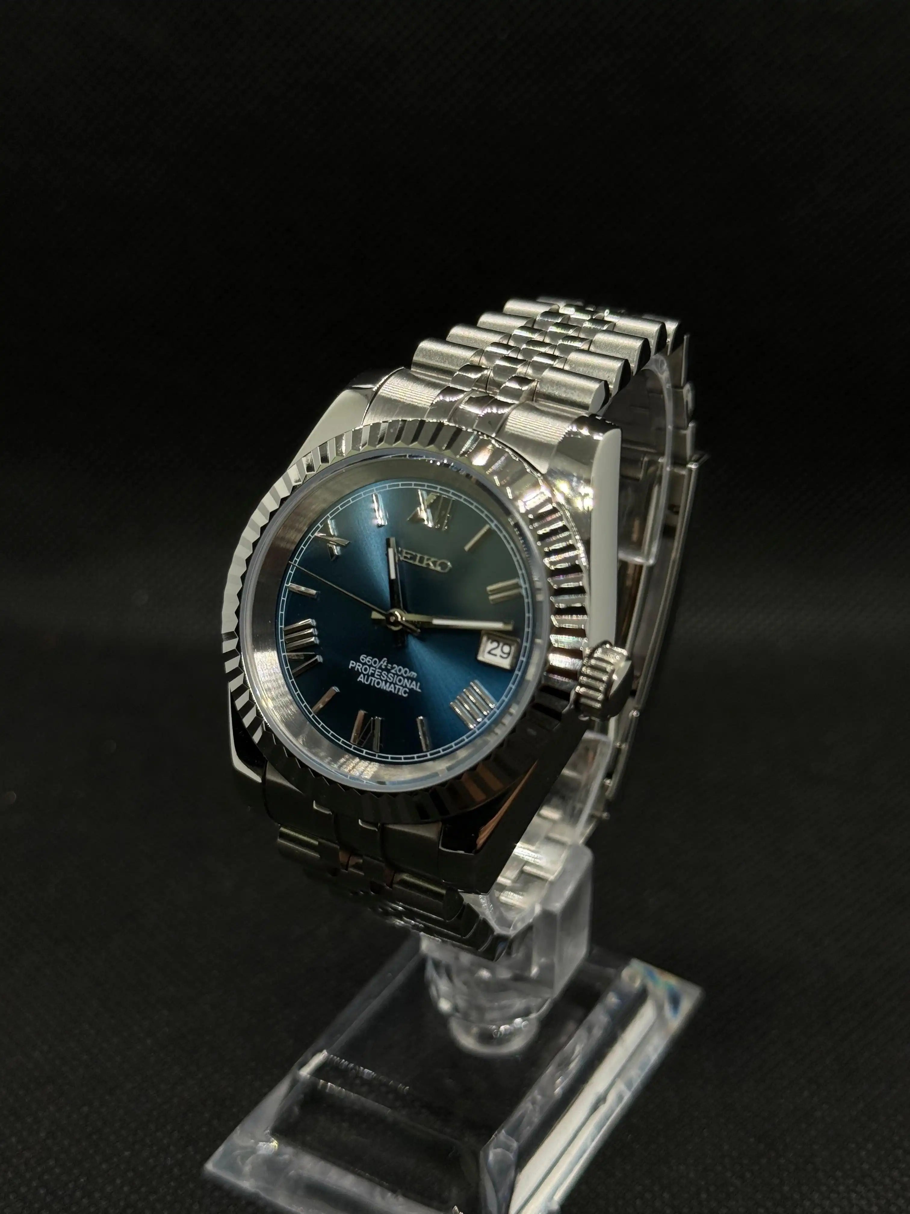 SEIKOJUST Roman - Montre personnalisée Time2Seiko