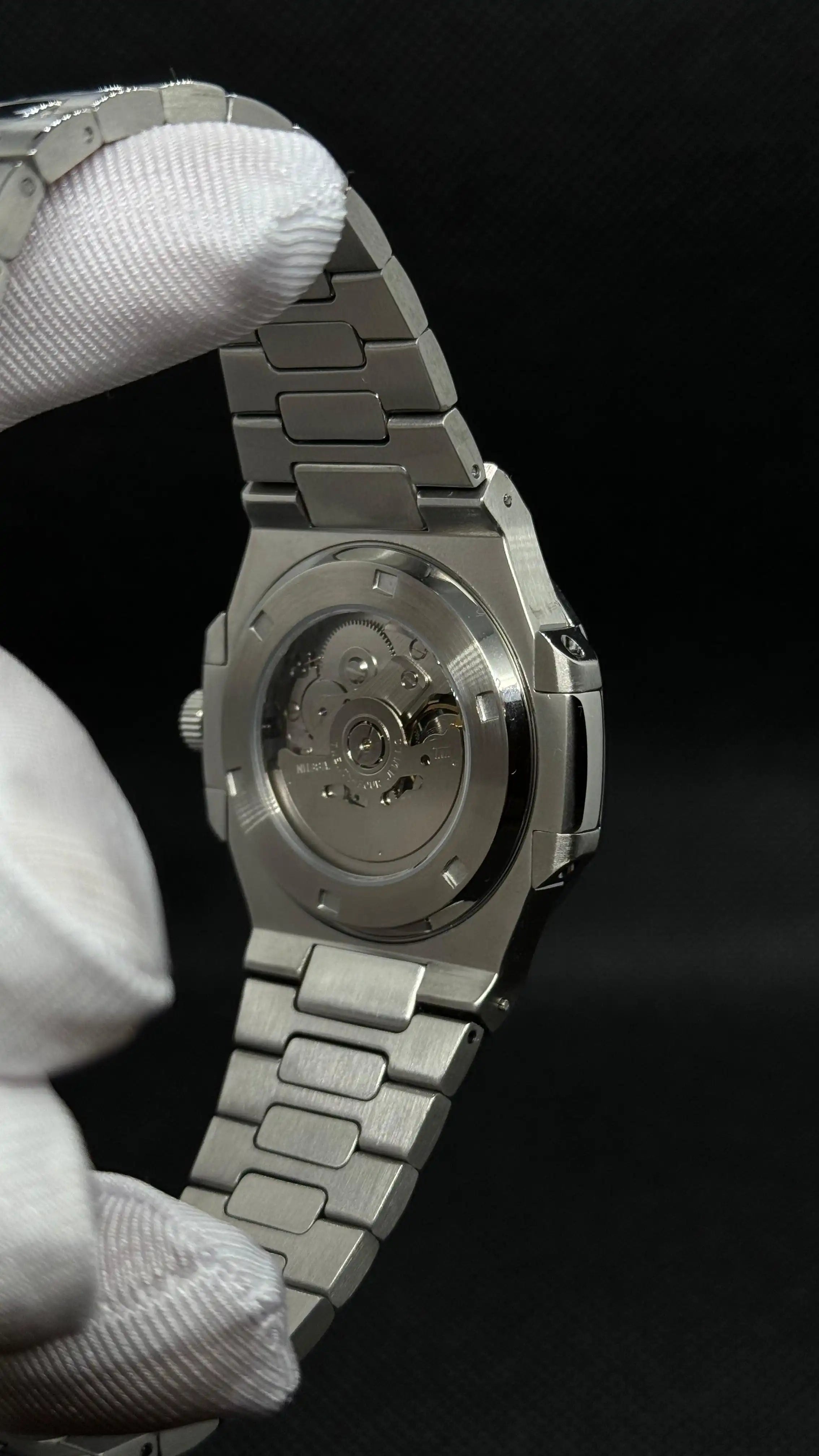 SEIKOLUS coeur ouvert vert militaire - Montre personnalisée Time2Seiko