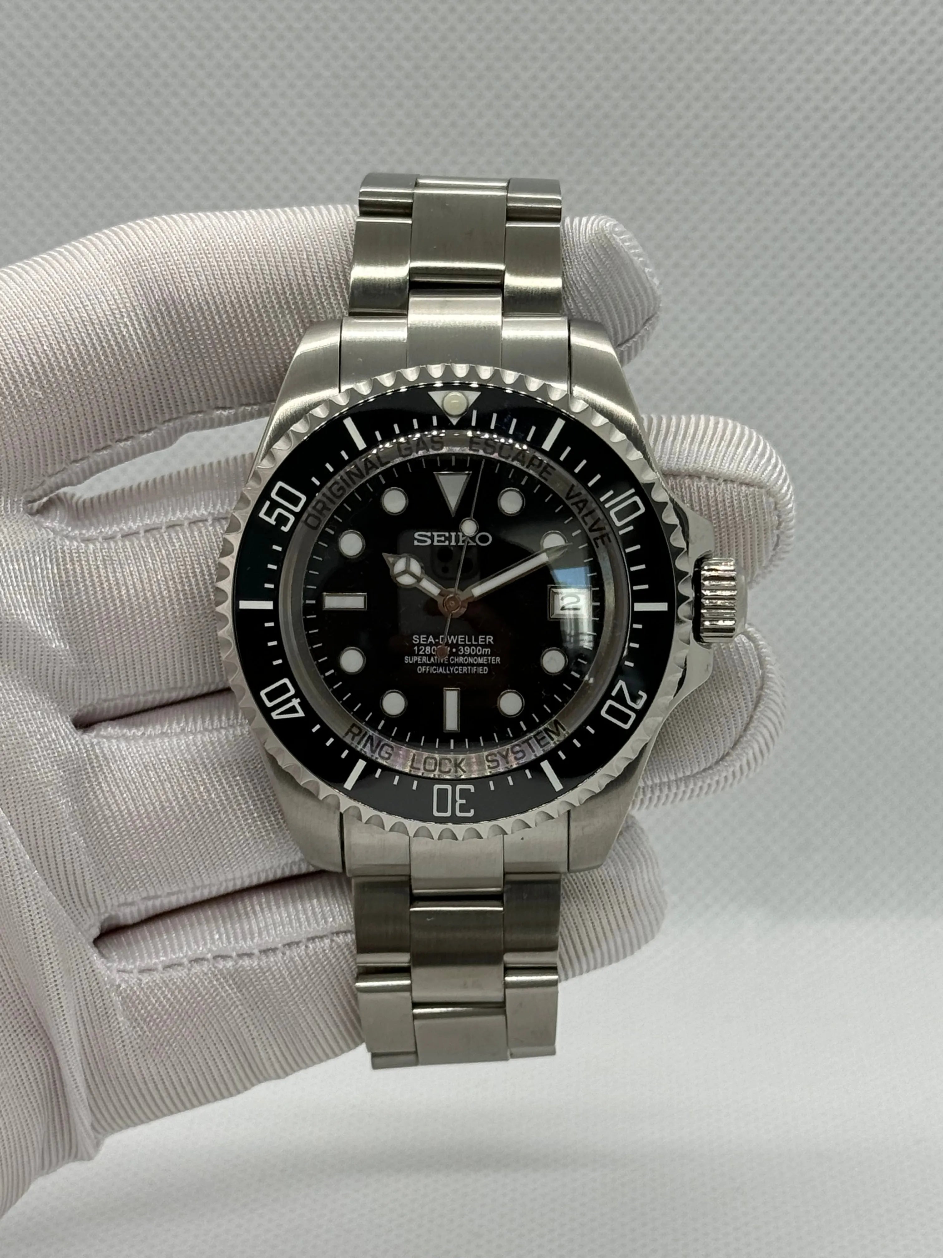 Seiko mod Ghost King black - Montre personnalisée Time2Seiko