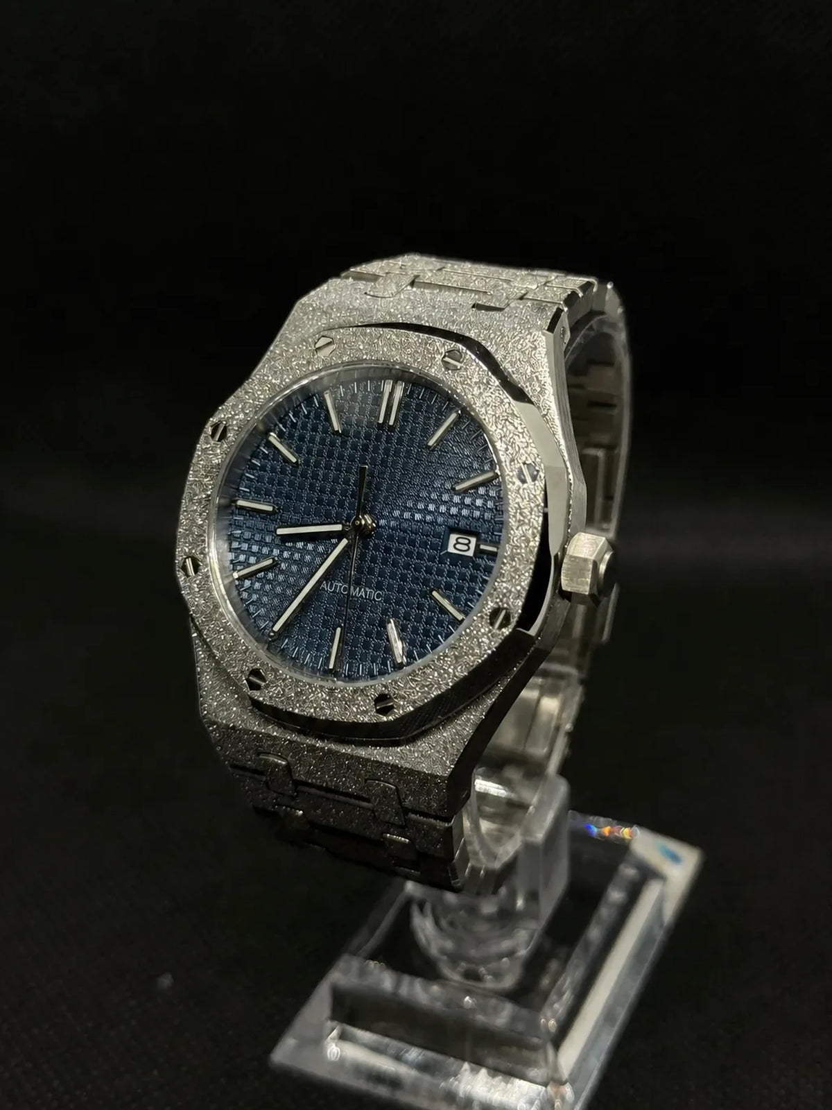 Montre Seiko mod SEIKOAK brillante bleue, vue 3 — Time2Seiko
