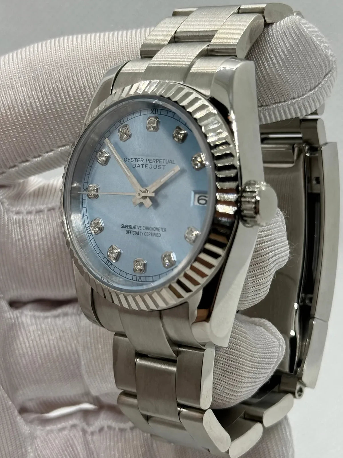 Montre Seiko mod SEIKOJUST blue diamond, vue 3 — Time2Seiko