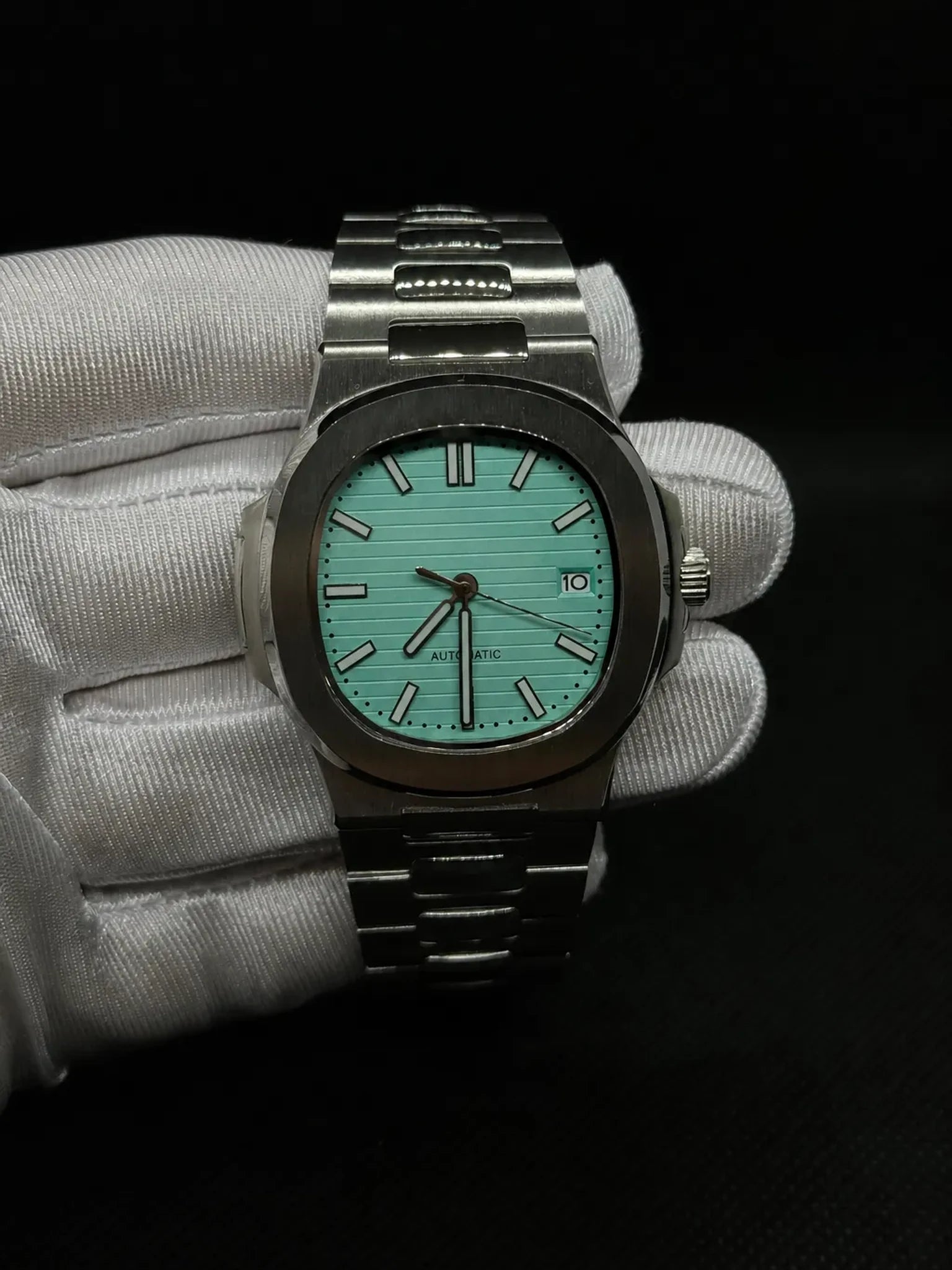 Montre Seiko mod SEIKOLUS Tiffany, vue de face — Time2Seiko