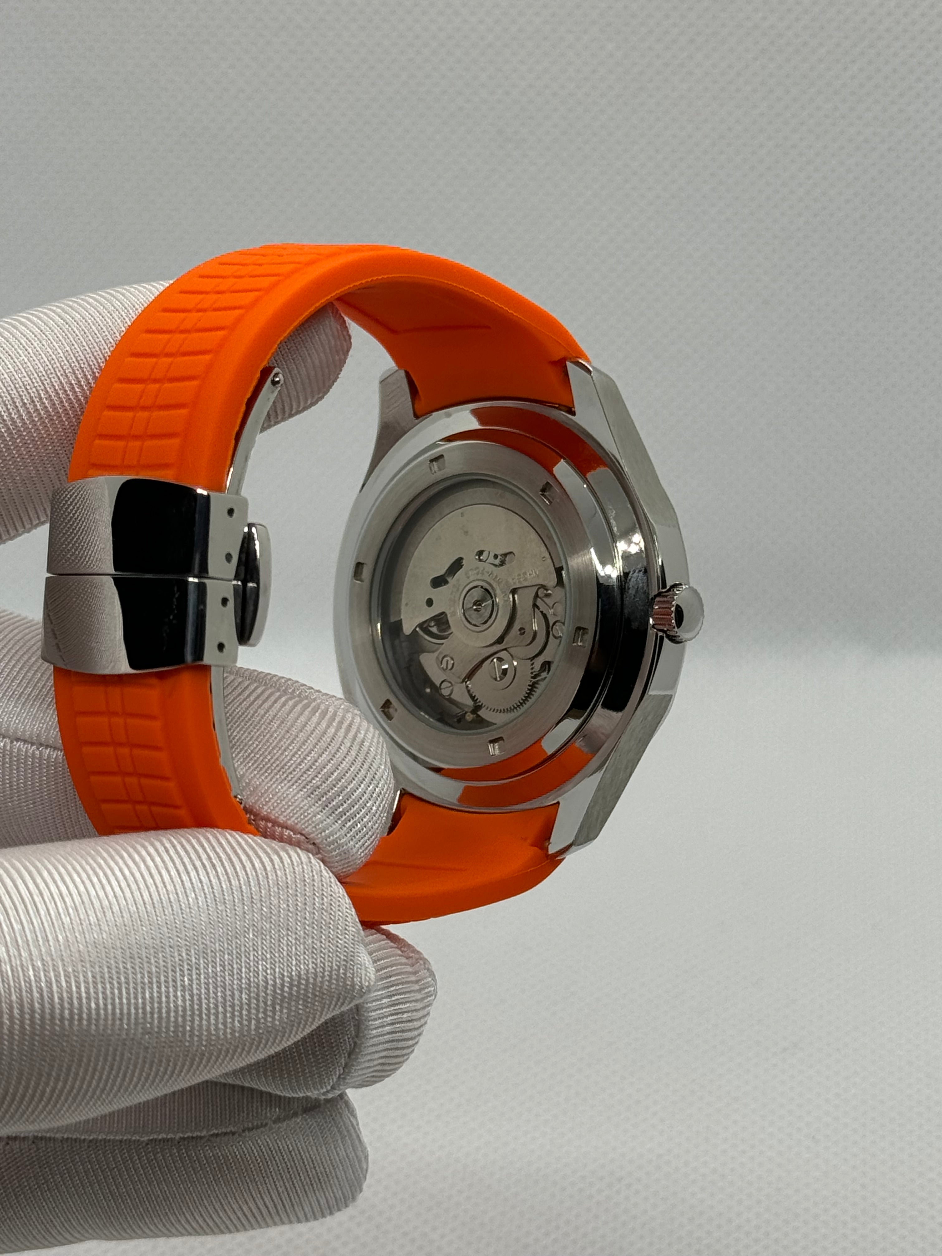 Seiko mod Aquanaut orange