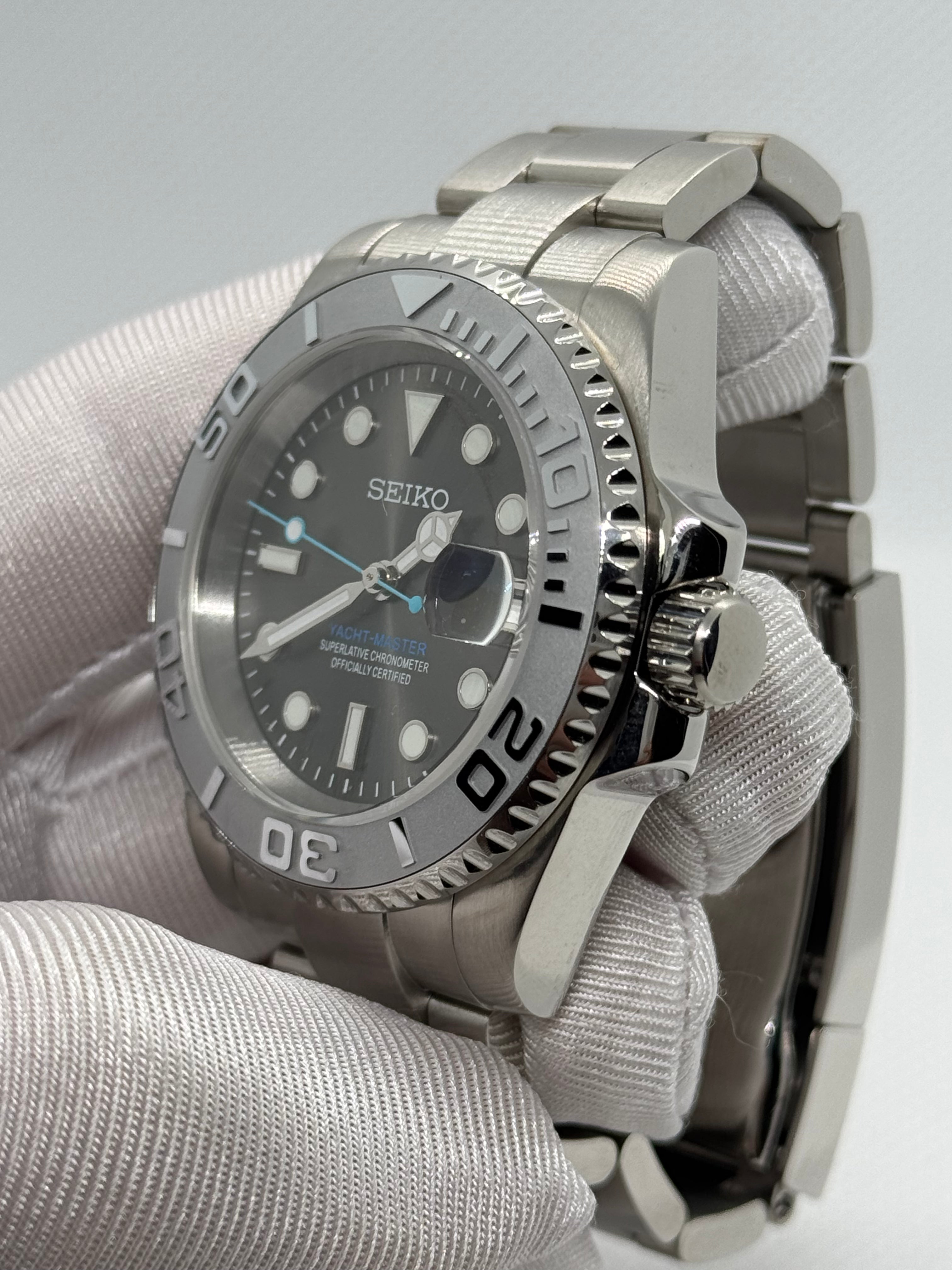 Seiko mod Submariner white