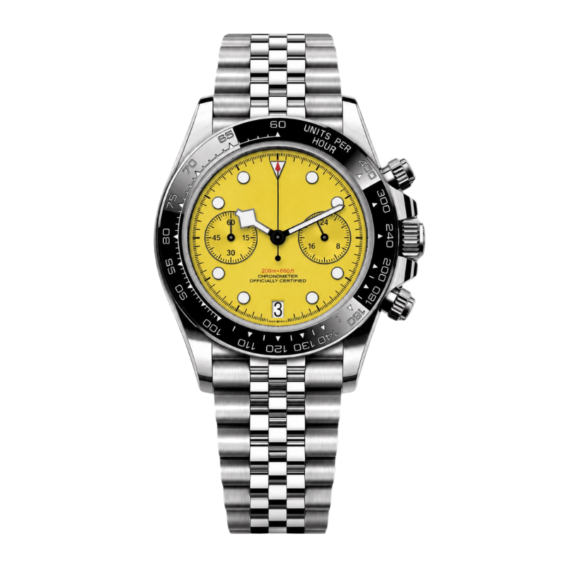 Montre Seiko mod SEIKODOR chrono jaune, sur fond blanc — Time2Seiko