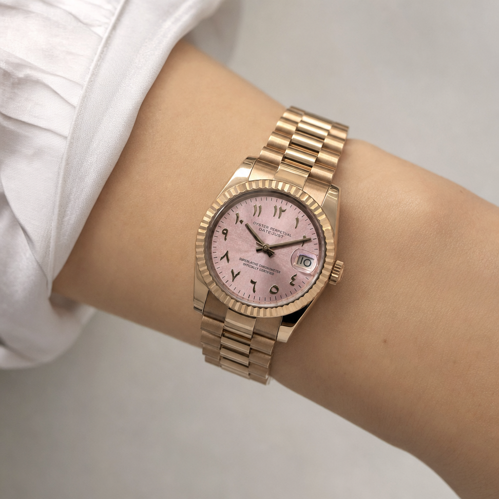 Montre Seiko mod SEIKOJUST arabic or rose portée au poignet — Time2Seiko